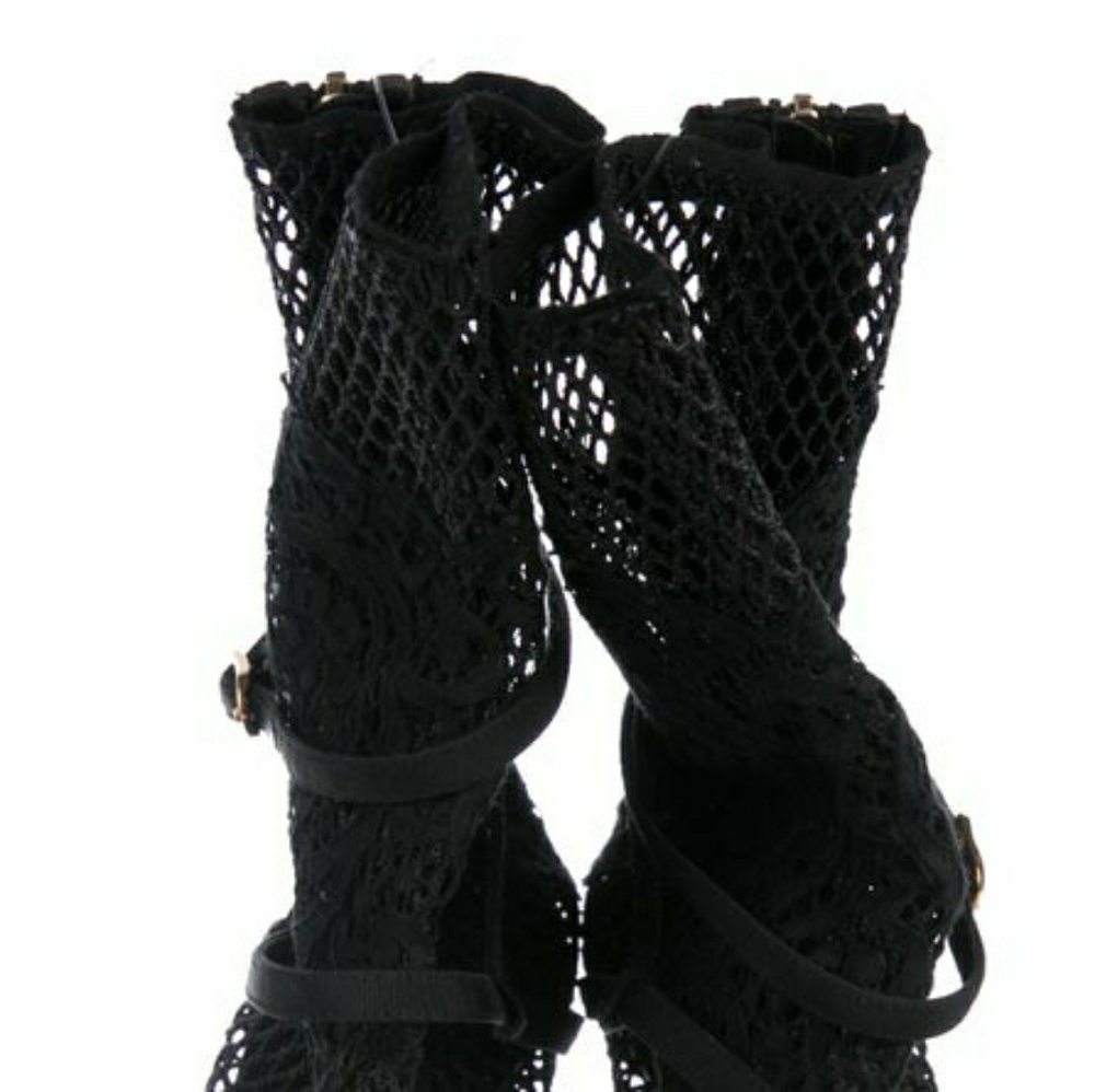 Black DOLCE & GABBANA Fishnet Boots 39, Lace Heels RARE HTF Runway See Through - Picture 7 of 8